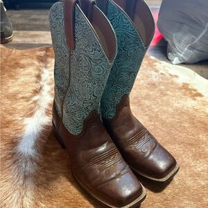 Ariat square toe cowgirl boots